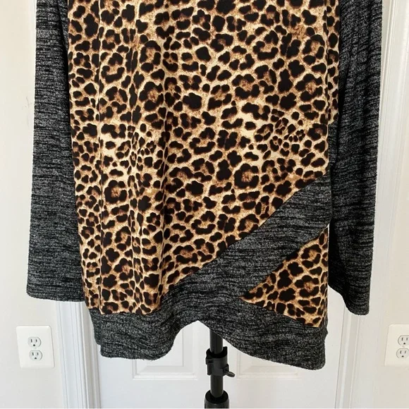 Egy Super Soft Womens Leopard Print Crew neck Jersey Sweater size 1XL - Picture 4 of 9